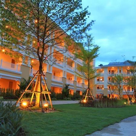 The One Residence Hotel Bangkok Luaran gambar