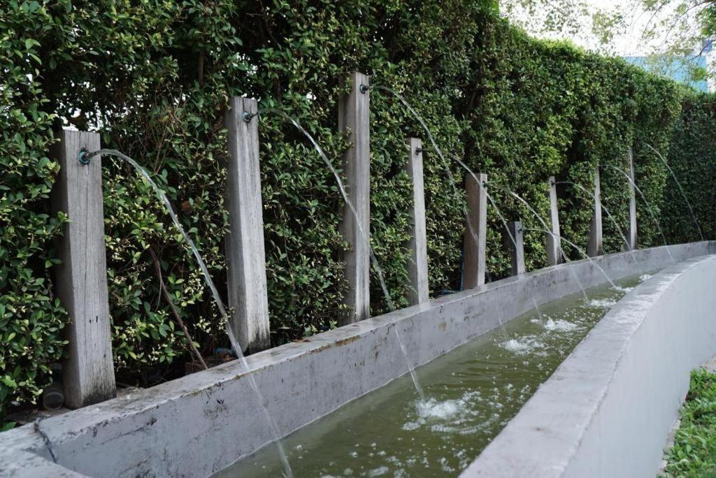 The One Residence Hotel Bangkok Luaran gambar