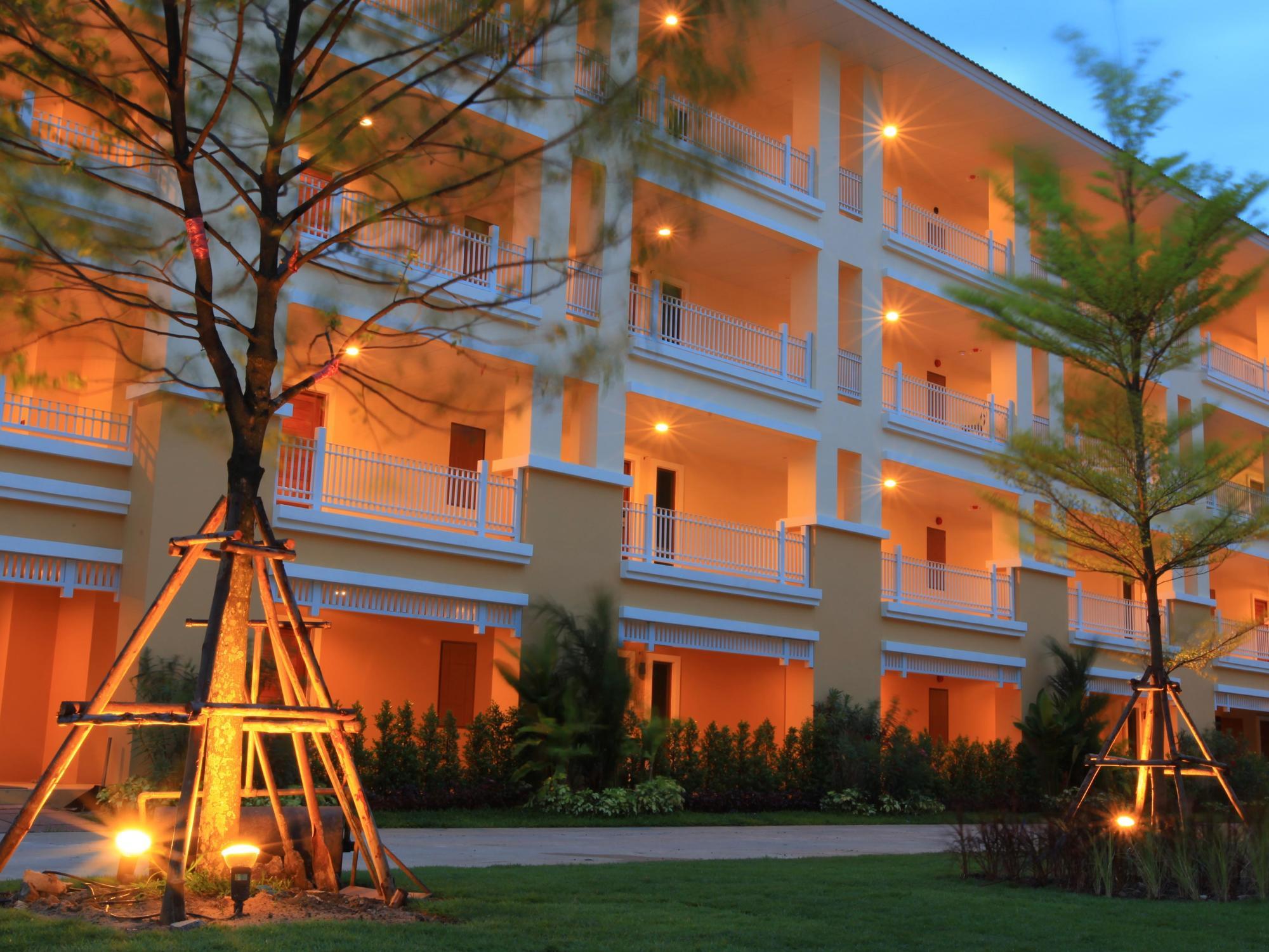 The One Residence Hotel Bangkok Luaran gambar